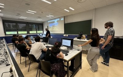 Visita al XR COM LAB: Una experiencia inmersiva para los Estudiantes del Máster de Periodismo de Investigación